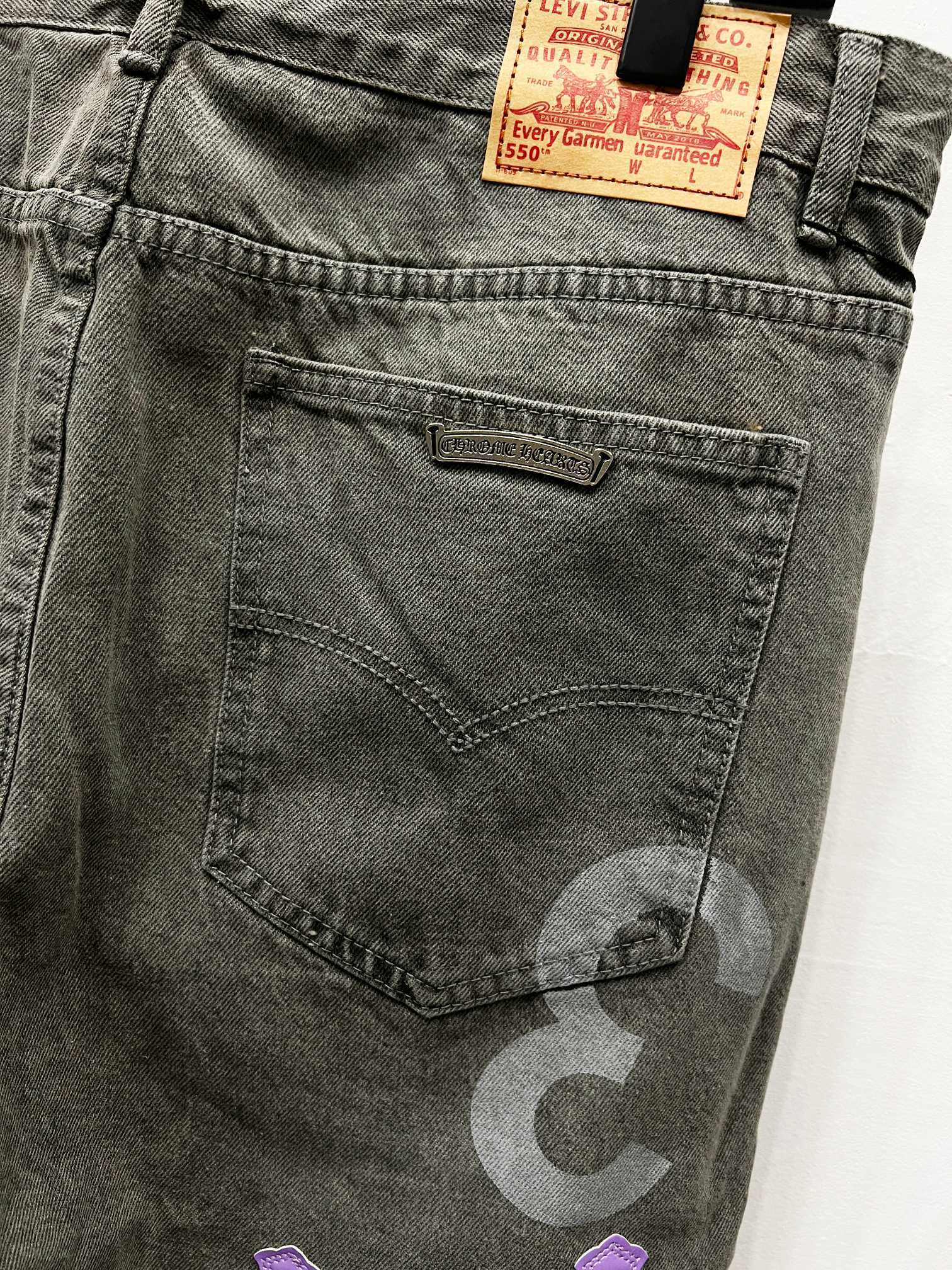EXCLUSIVE STENCIL CROSS PATCH DENIM