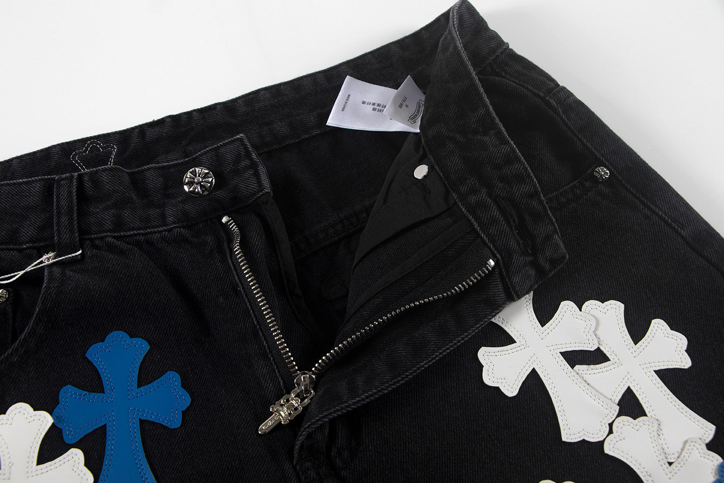 EXCLUSIVE CROSS PATCH DENIM
