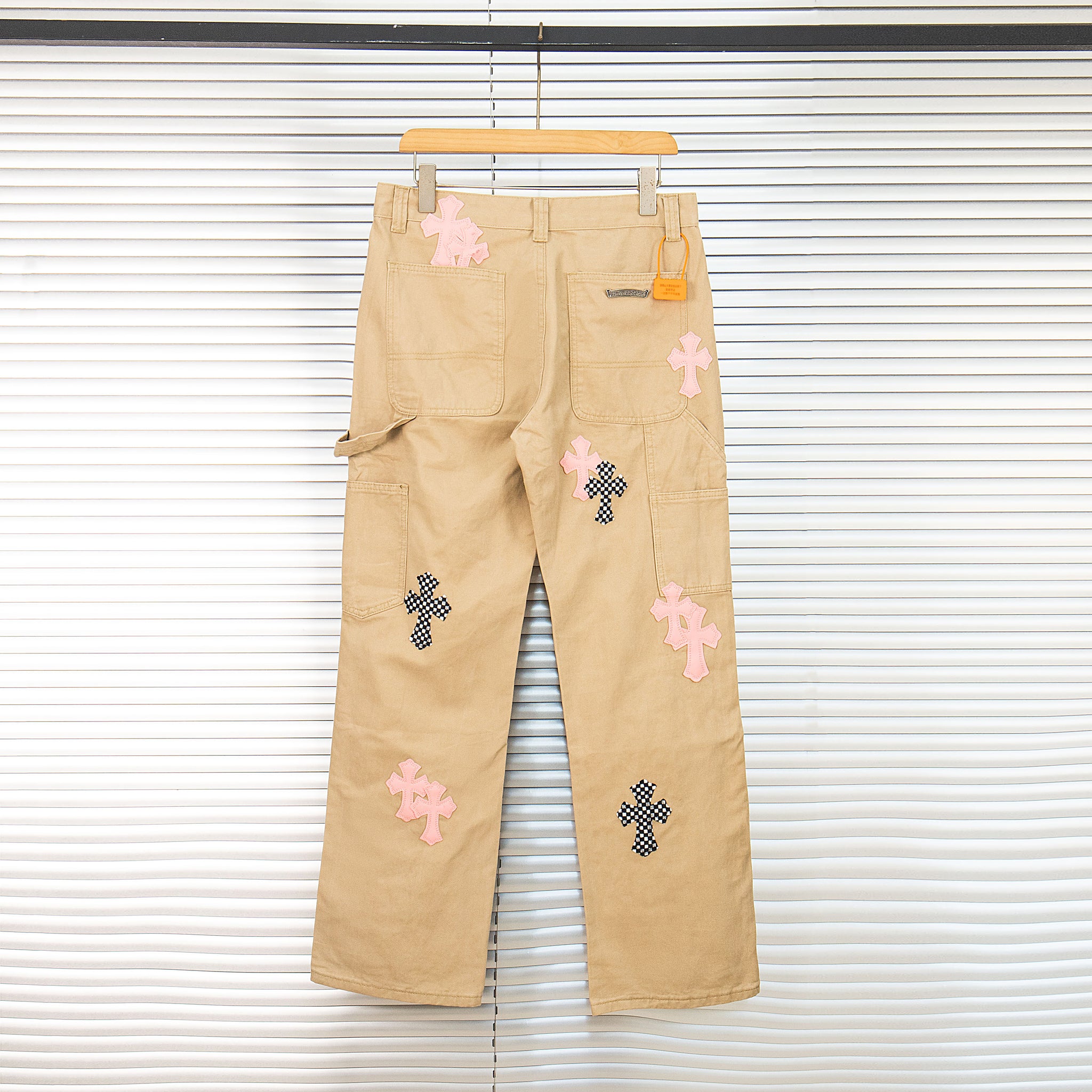 EXCLUSIVE CROSS PATCH CARGO