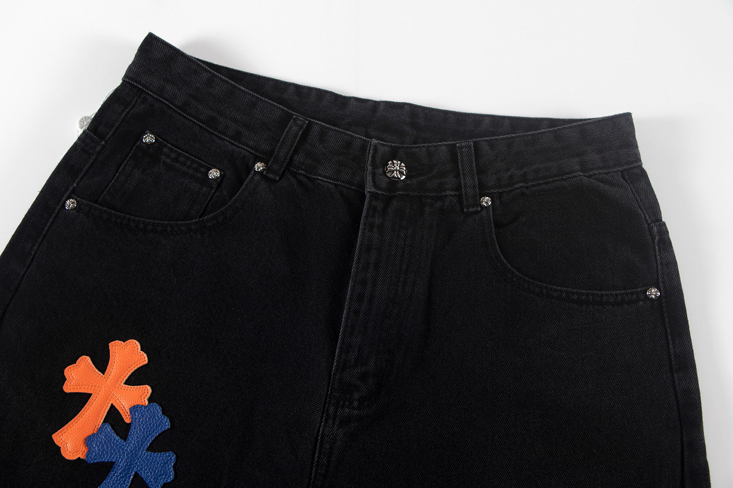 EXCLUSIVE CROSS PATCH DENIM