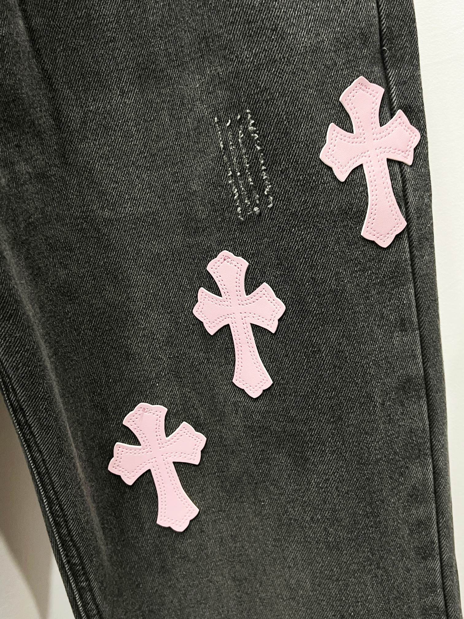 EXCLUSIVE CROSS PATCH DENIM