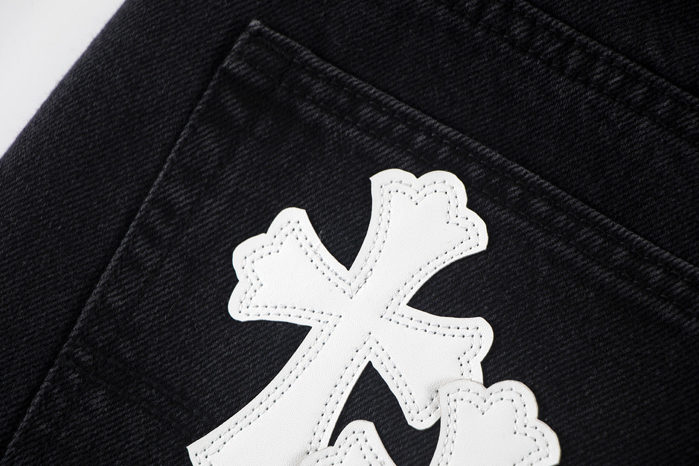 EXCLUSIVE CROSS PATCH DENIM