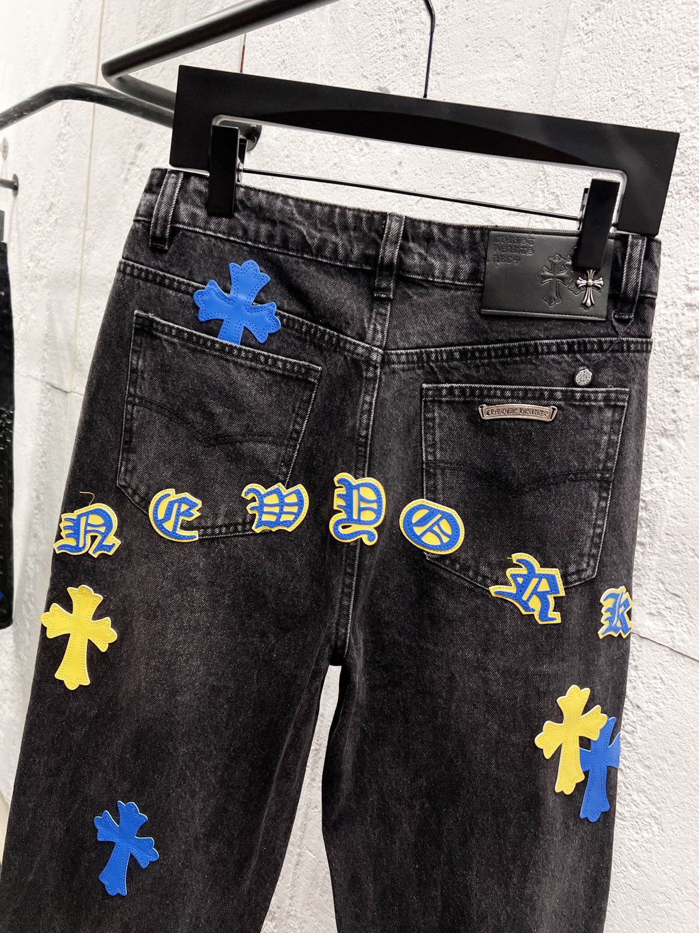 EXCLUSIVE NEW YORK CITY CROSS PATCH DENIM