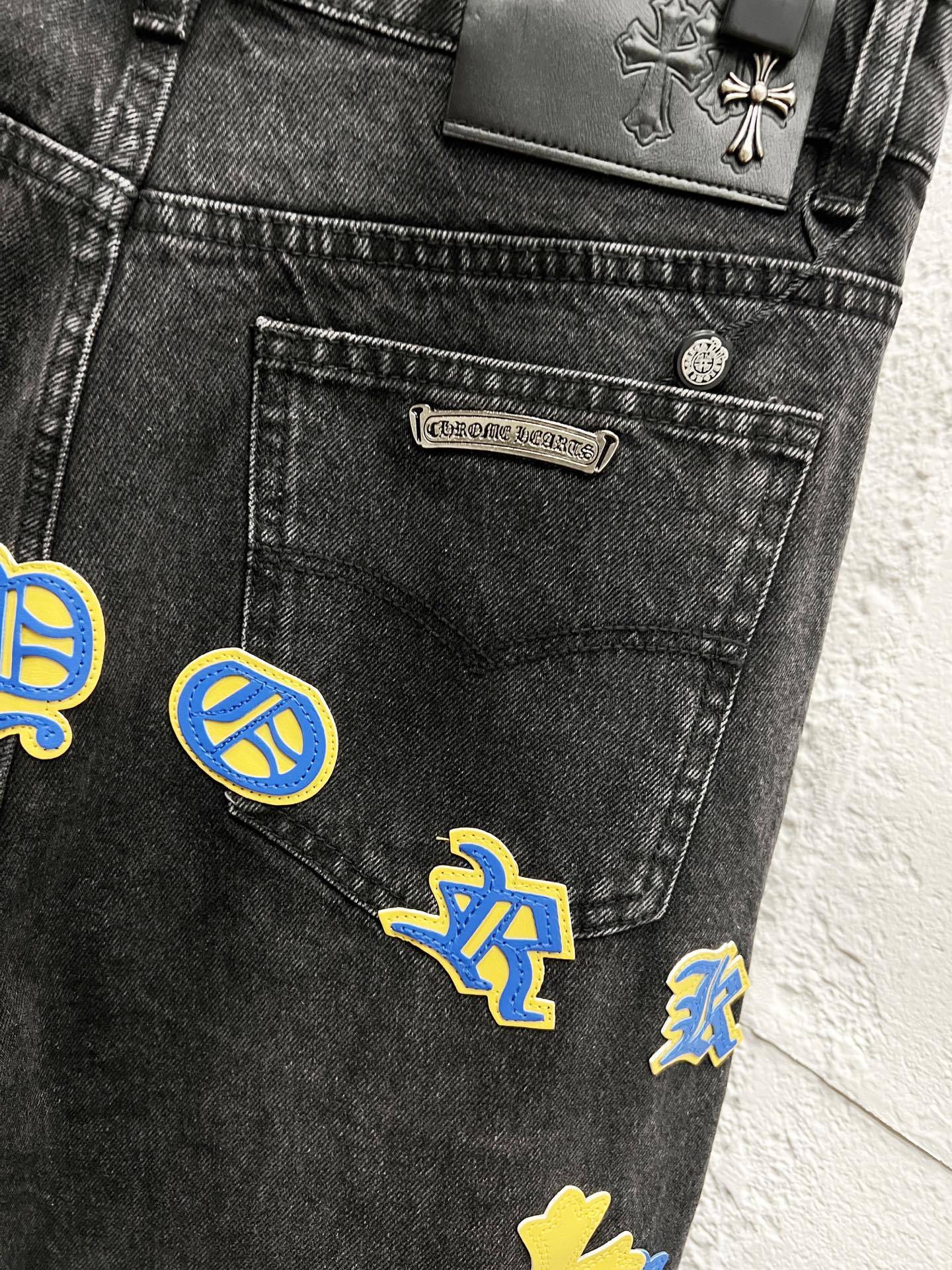 EXCLUSIVE NEW YORK CITY CROSS PATCH DENIM