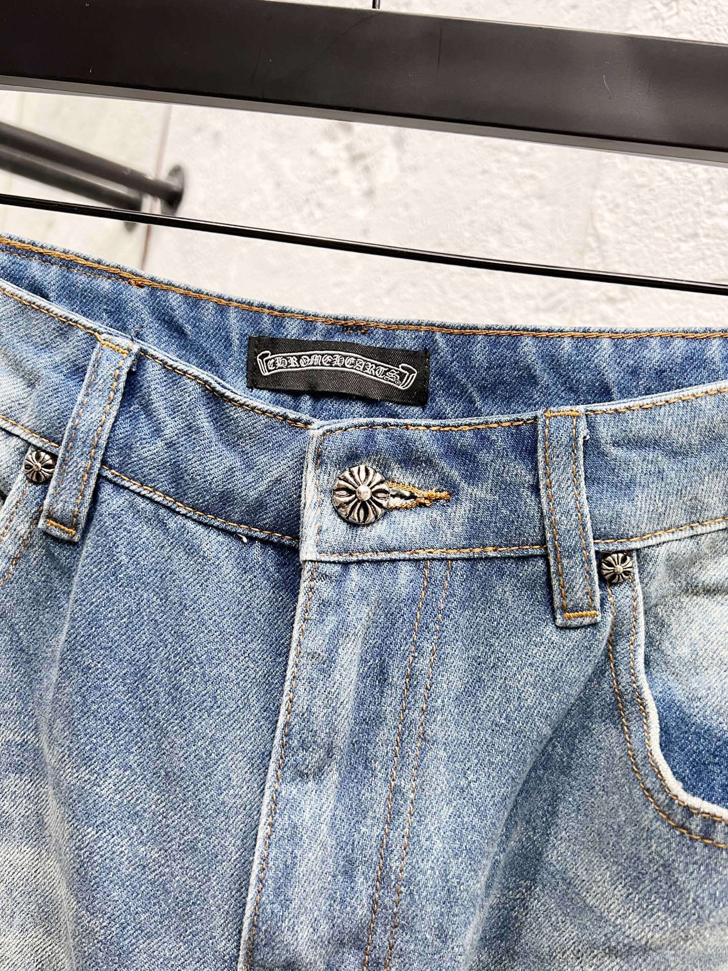 TOKYO EXCLUSIVE PATCH DENIM