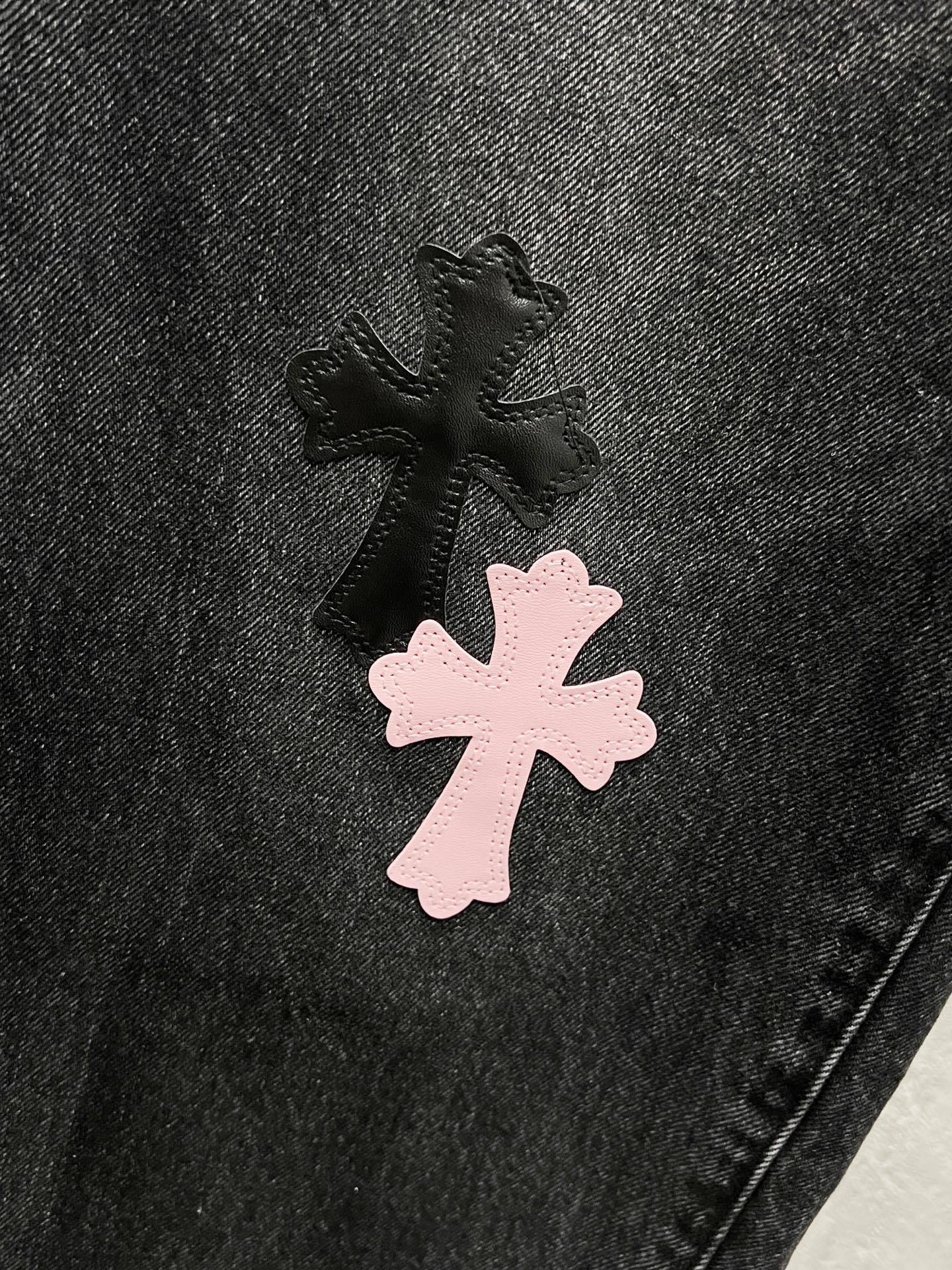 EXCLUSIVE HONG KONG CITY CROSS PATCH DENIM