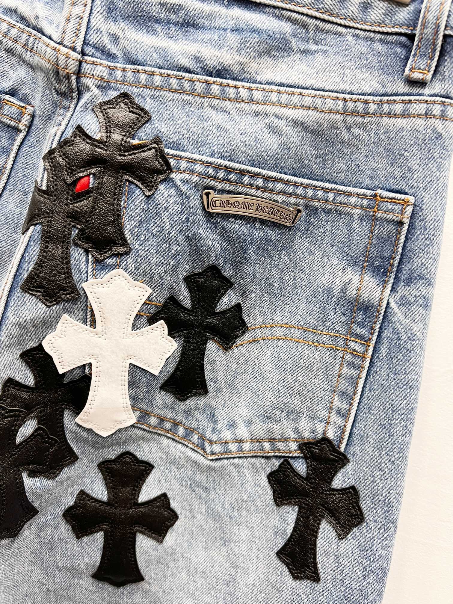 EXCLUSIVE SEX CROSS PATCH DENIM