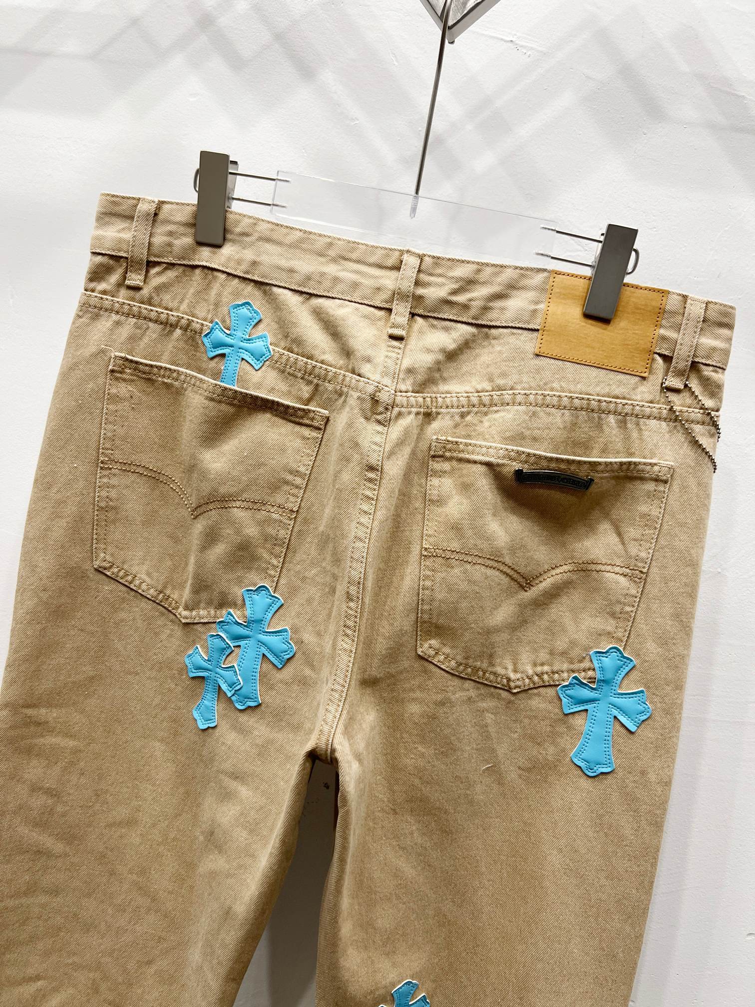 EXCLUSIVE TEAL CROSS PATCH DENIM