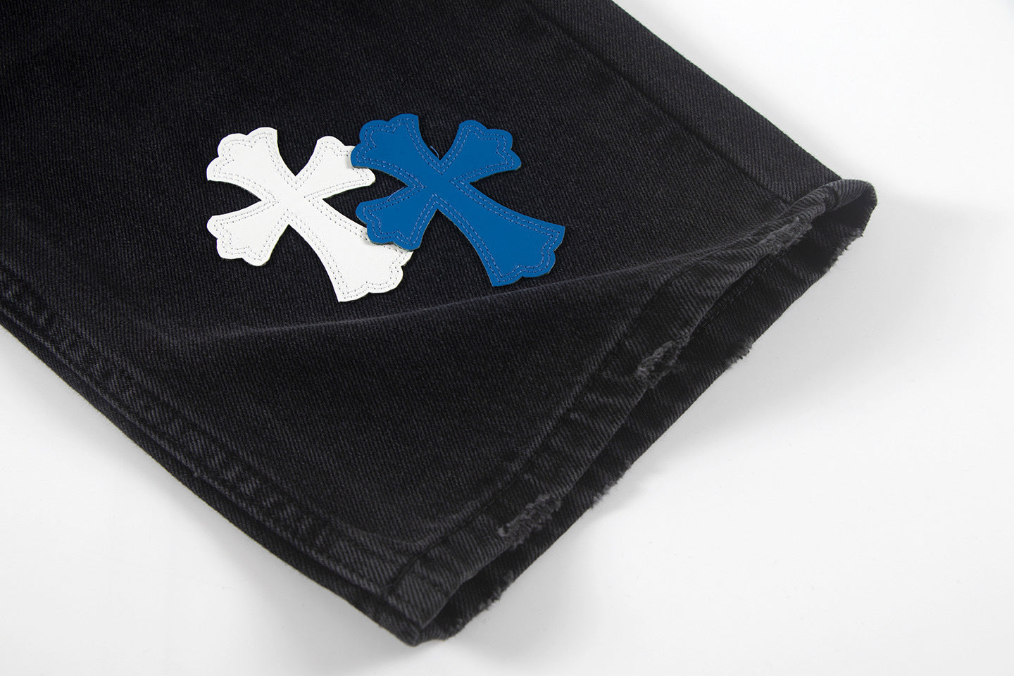 EXCLUSIVE CROSS PATCH DENIM
