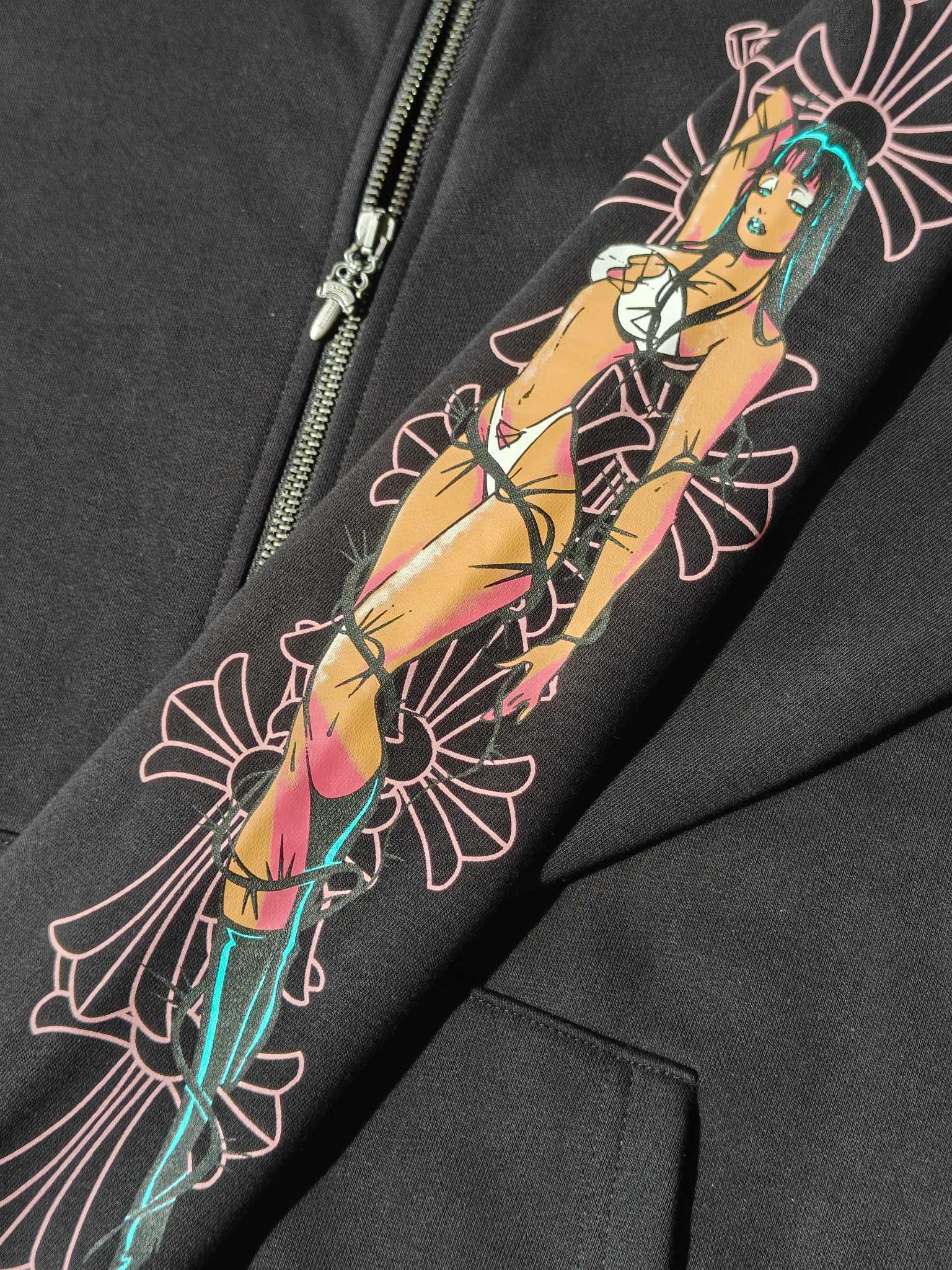 EXCLUSIVE DOLLS HOODIE