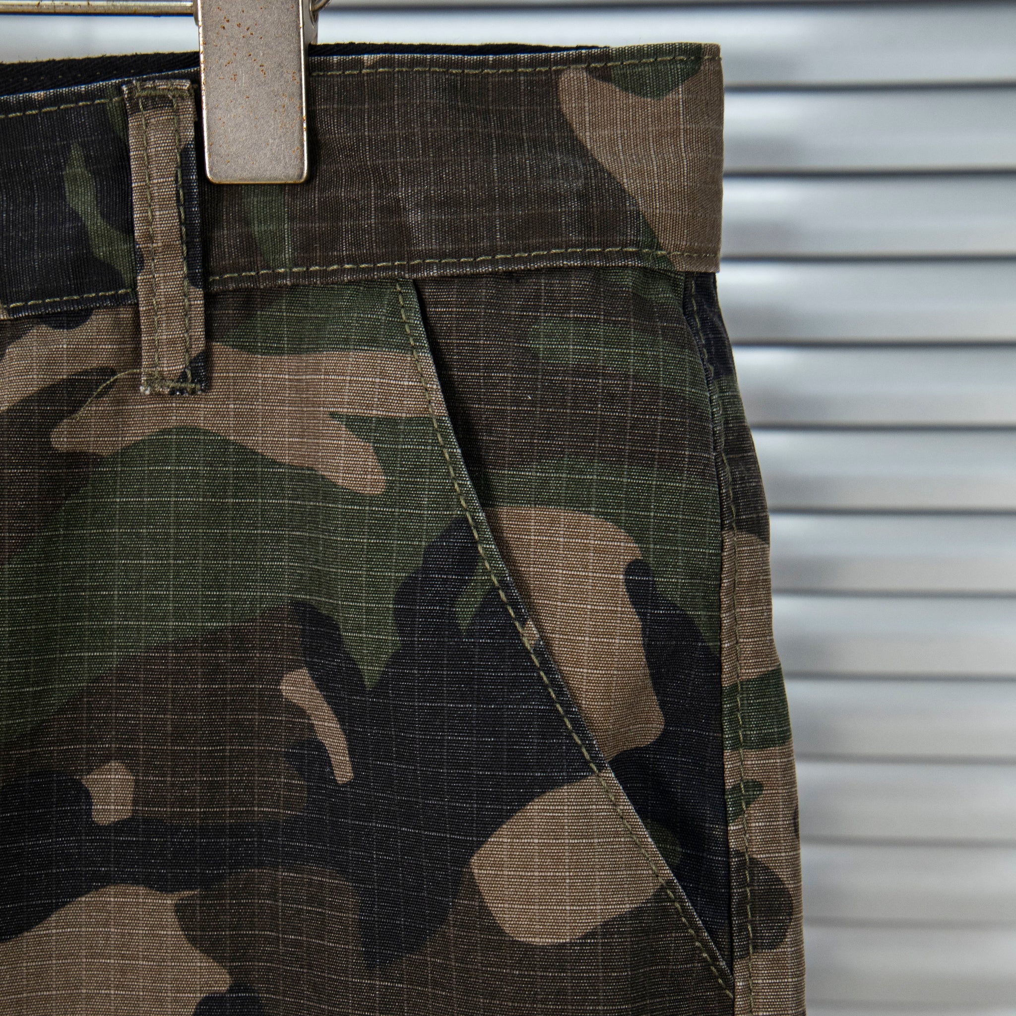 EXCLUSIVE CAMOUFLAGE CARGO