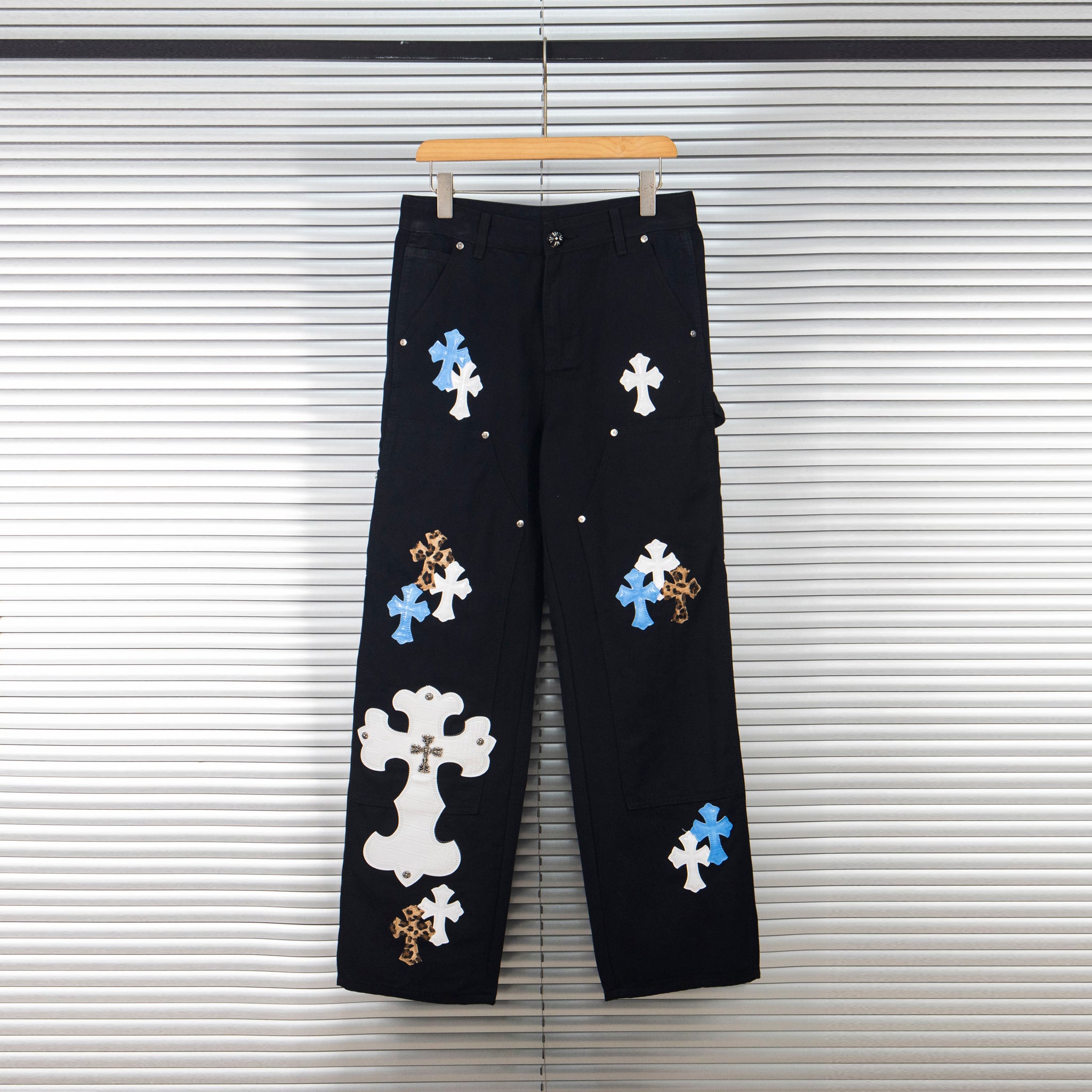 EXCLUSIVE CROSS PATCH CARGO