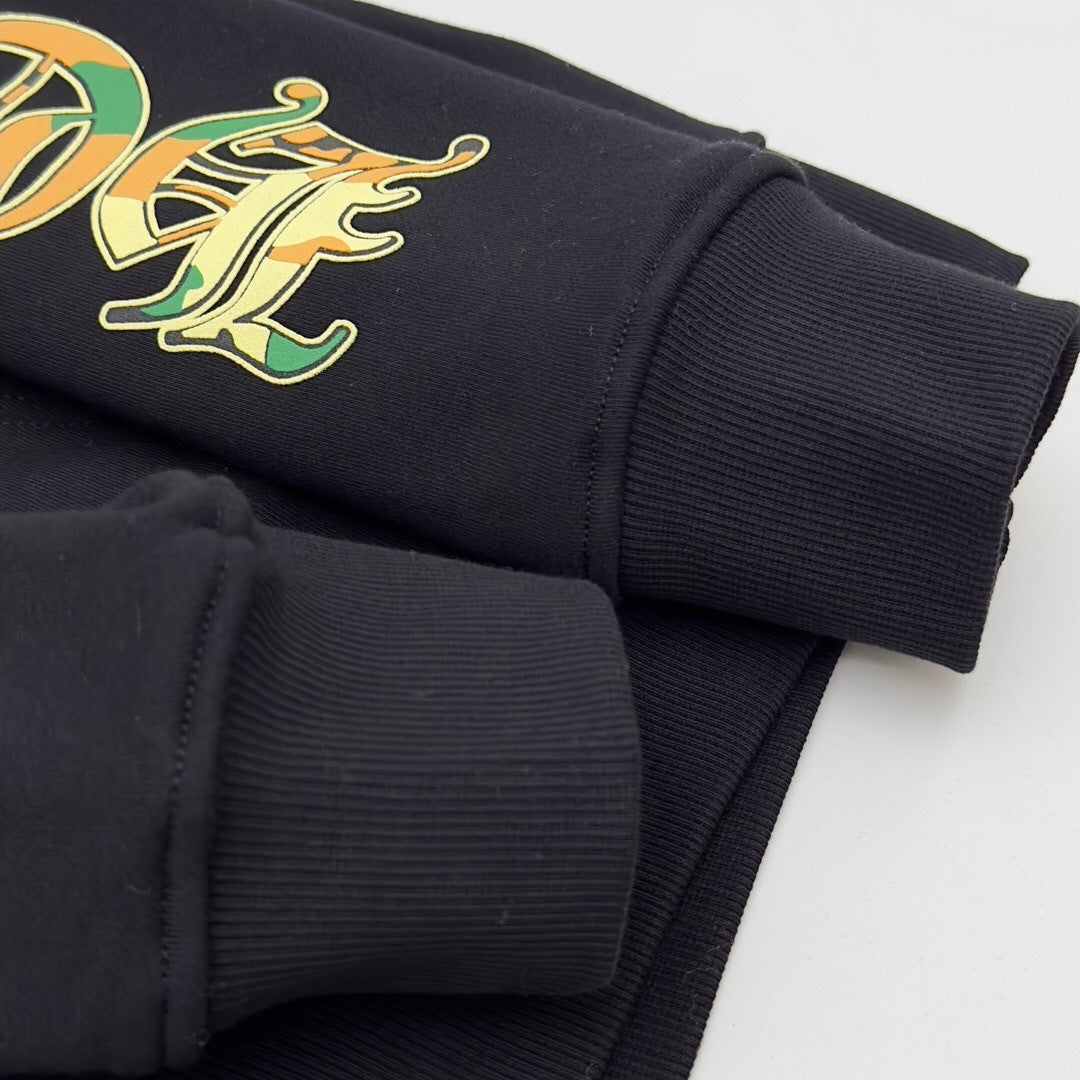 EXCLUSIVE CAMO ZIP UP HOODIE