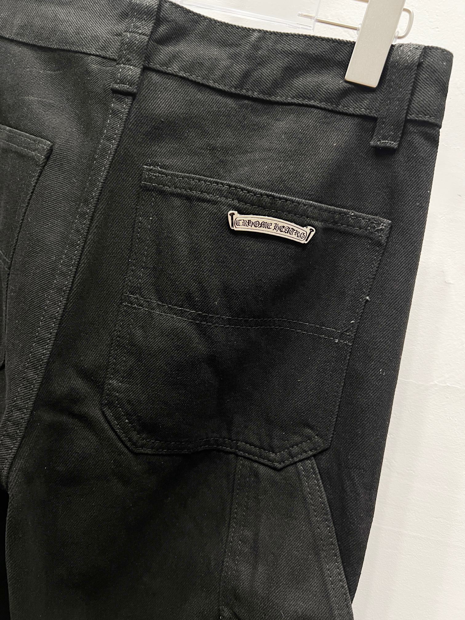 EXCLUSIVE CROSS PATCH STENCIL CARGO