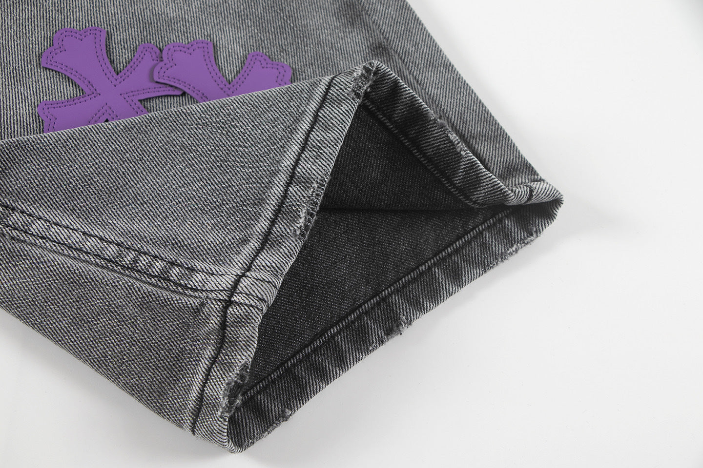 EXCLUSIVE CROSS PATCH DENIM