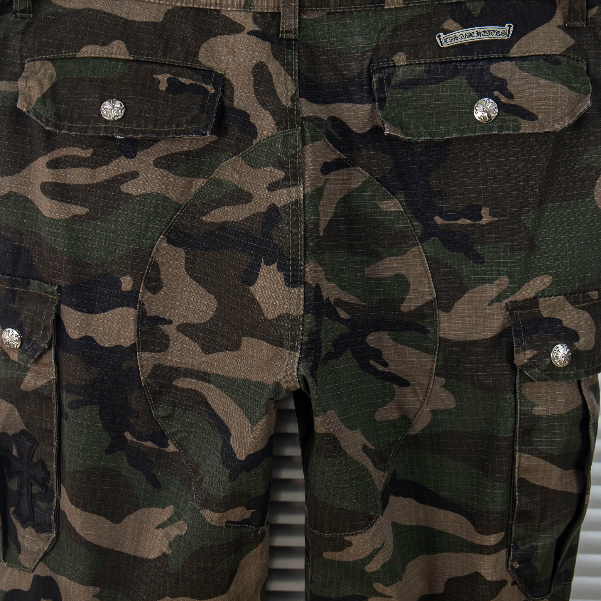 EXCLUSIVE CAMOUFLAGE CARGO