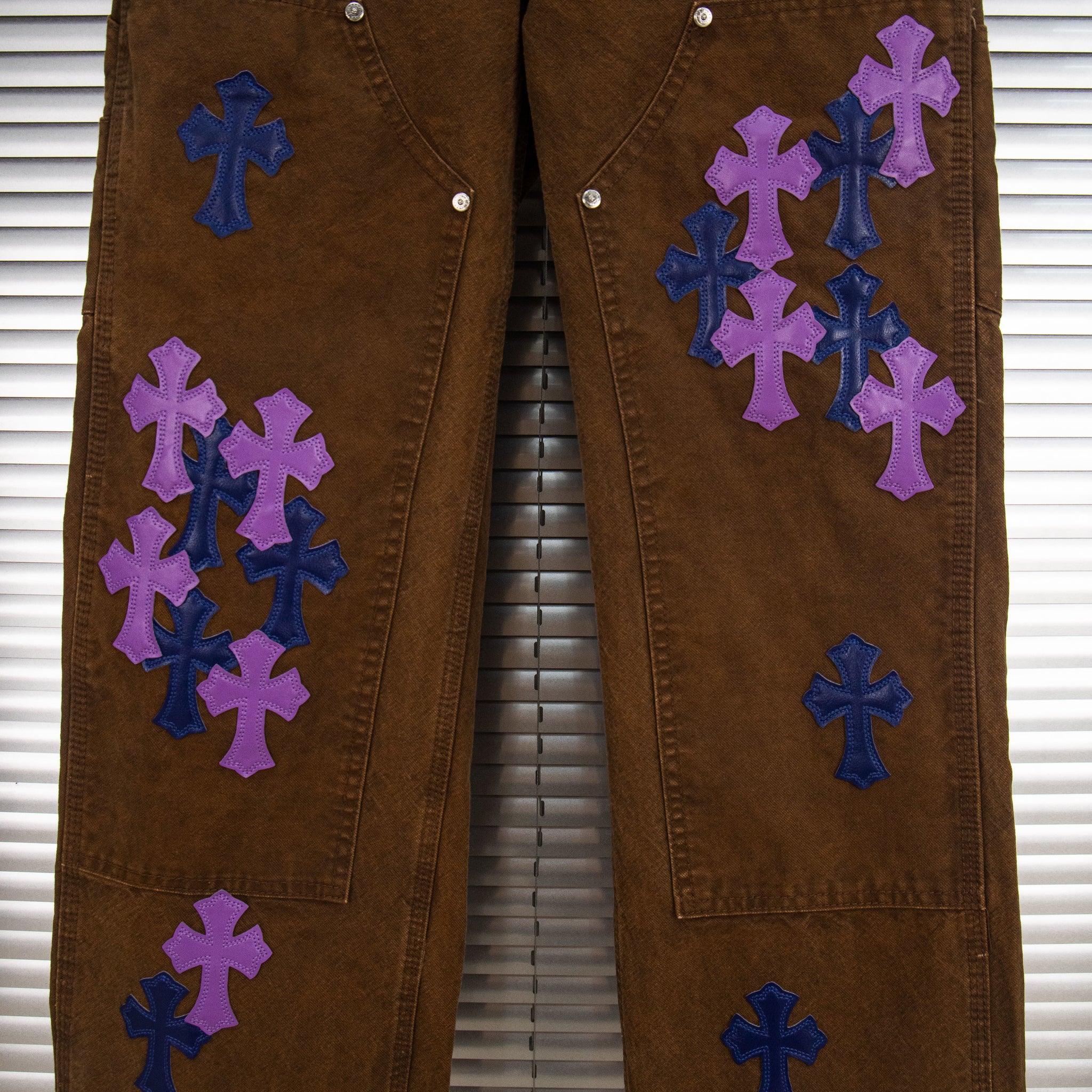 EXCLUSIVE CROSS PATCH CARGO