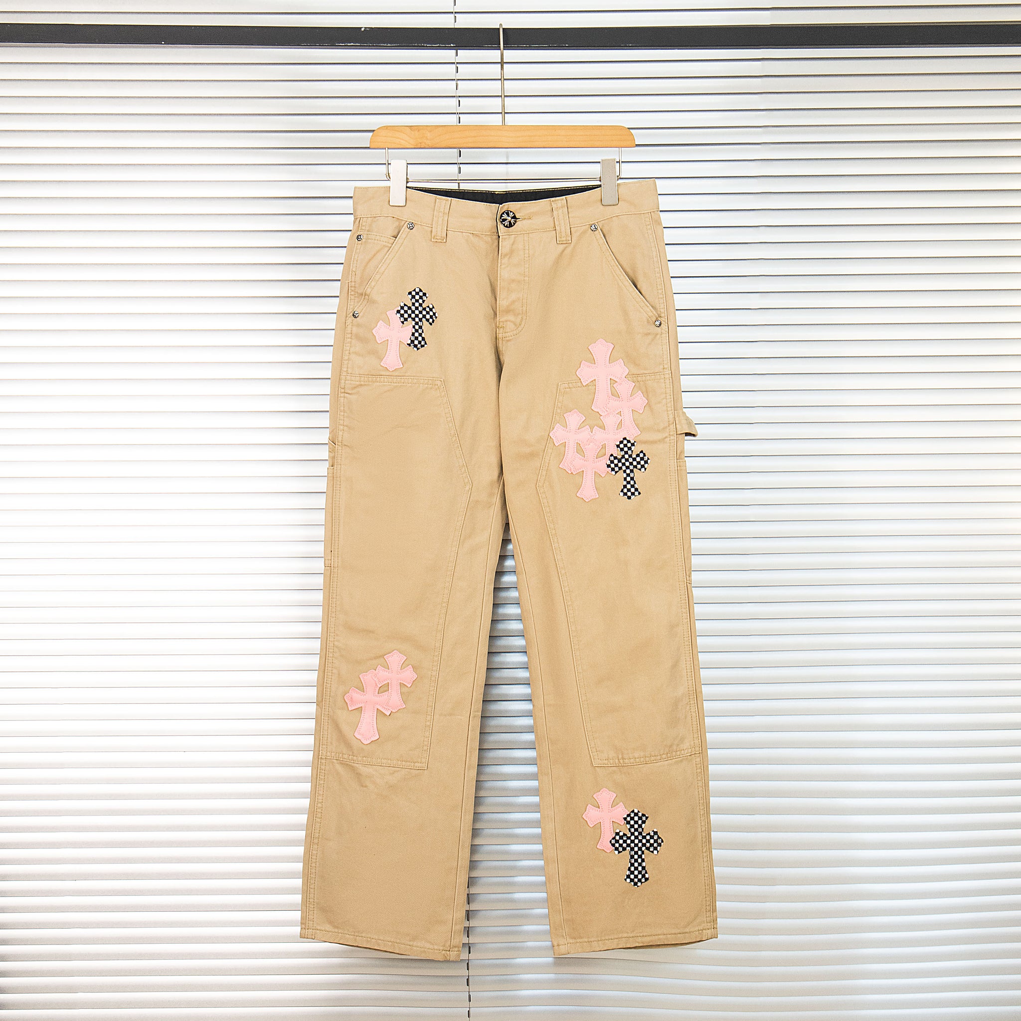 EXCLUSIVE CROSS PATCH CARGO