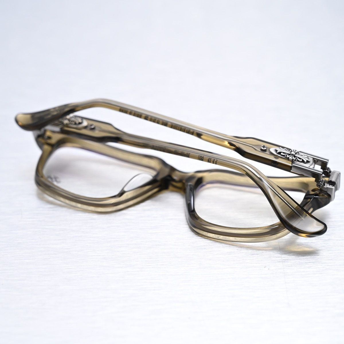 EXCLUSIVE  BULGE 925. GLASSES