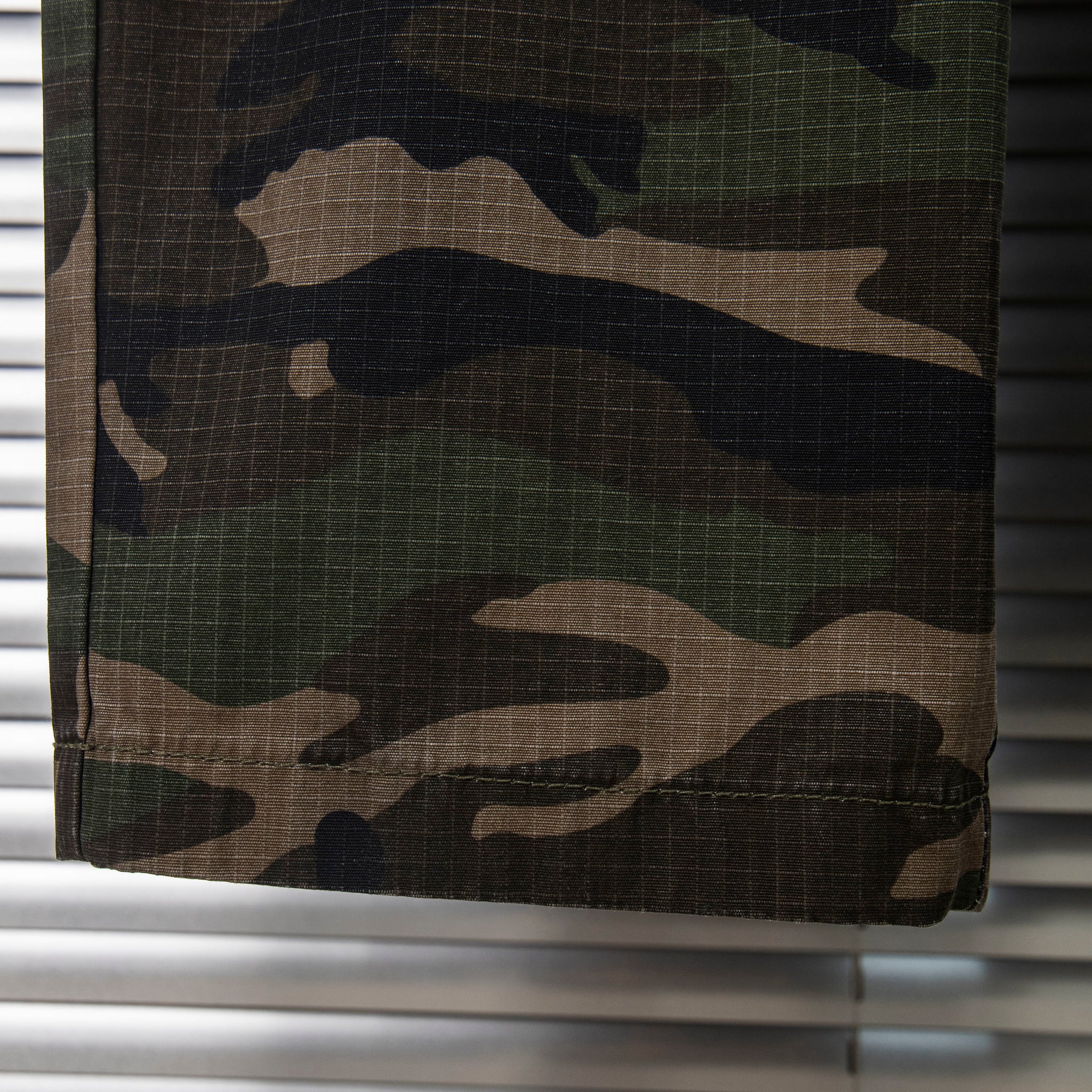 EXCLUSIVE CAMOUFLAGE CARGO