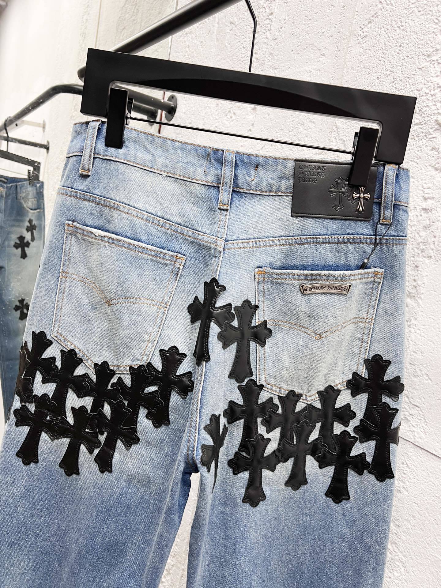 TOKYO EXCLUSIVE PATCH DENIM