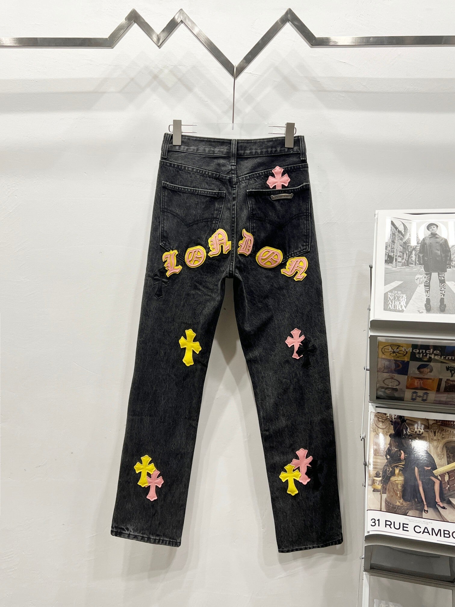 EXCLUSIVE LONDON CITY CROSS PATCH DENIM