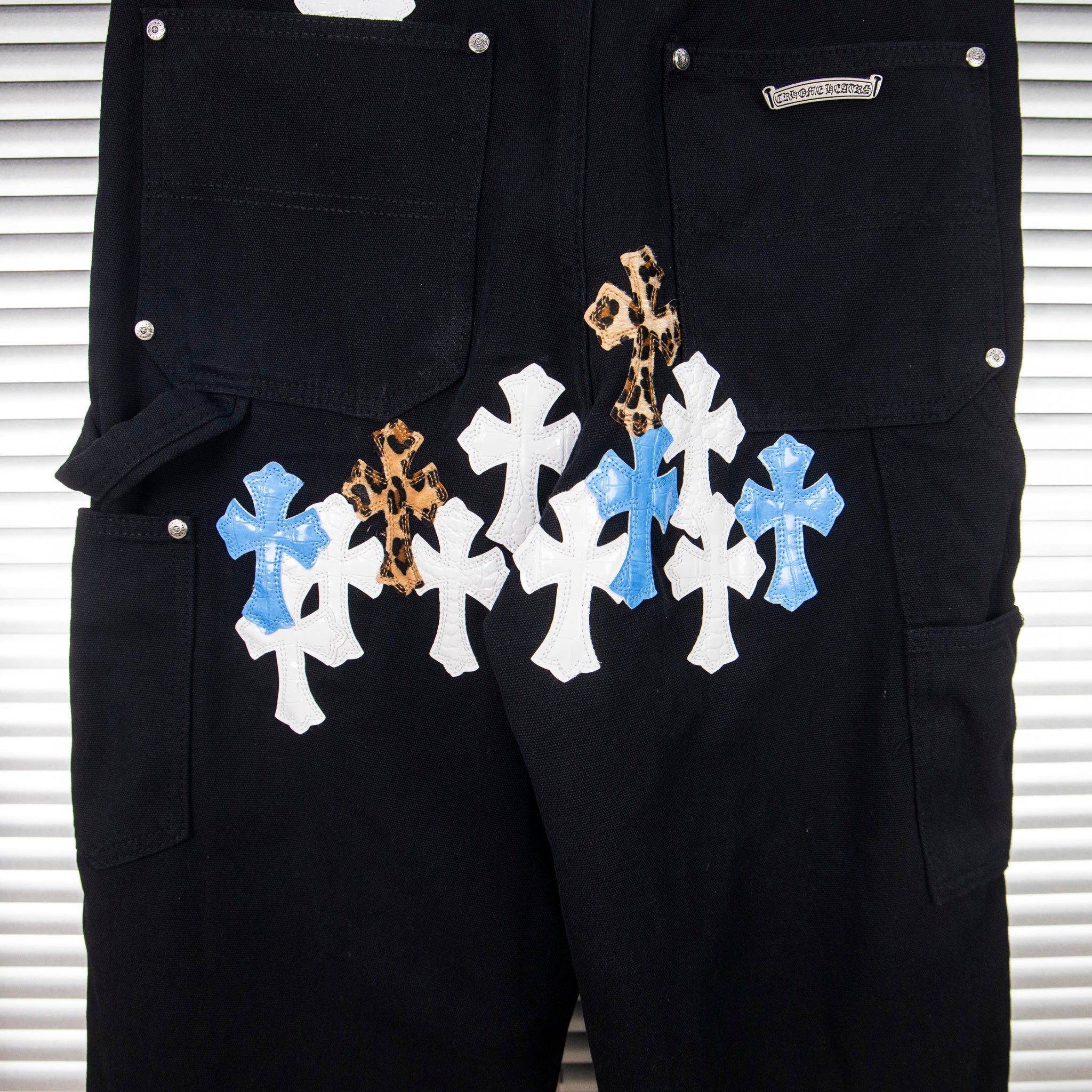 EXCLUSIVE CROSS PATCH CARGO