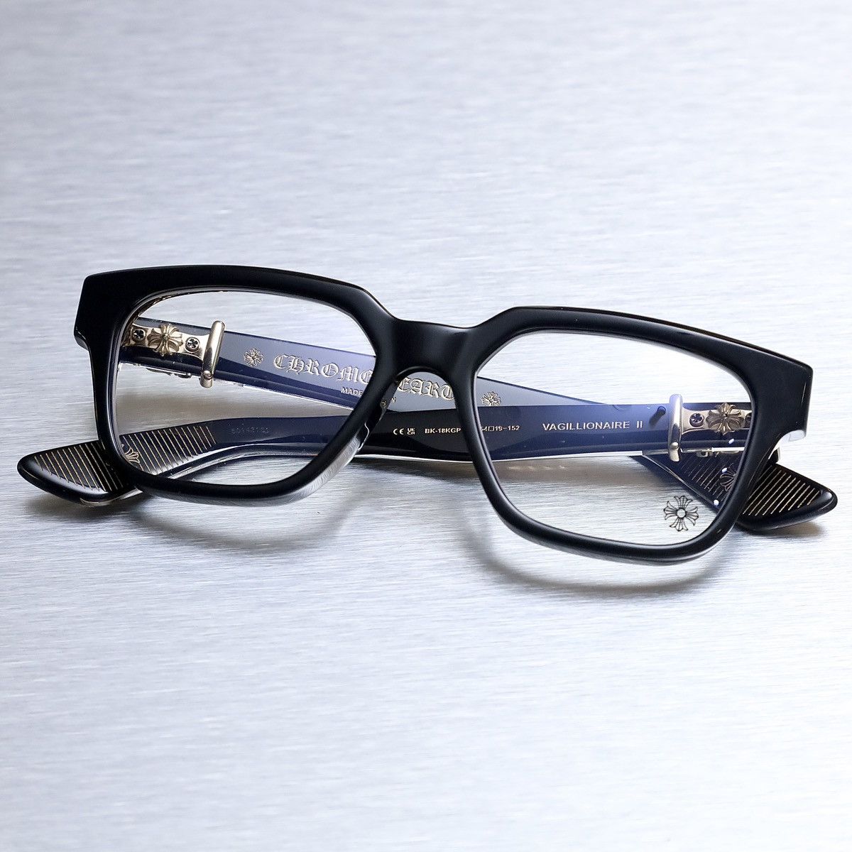 EXCLUSIVE VA,GILILONAIRE II 925. CLEAR SUNGLASSES