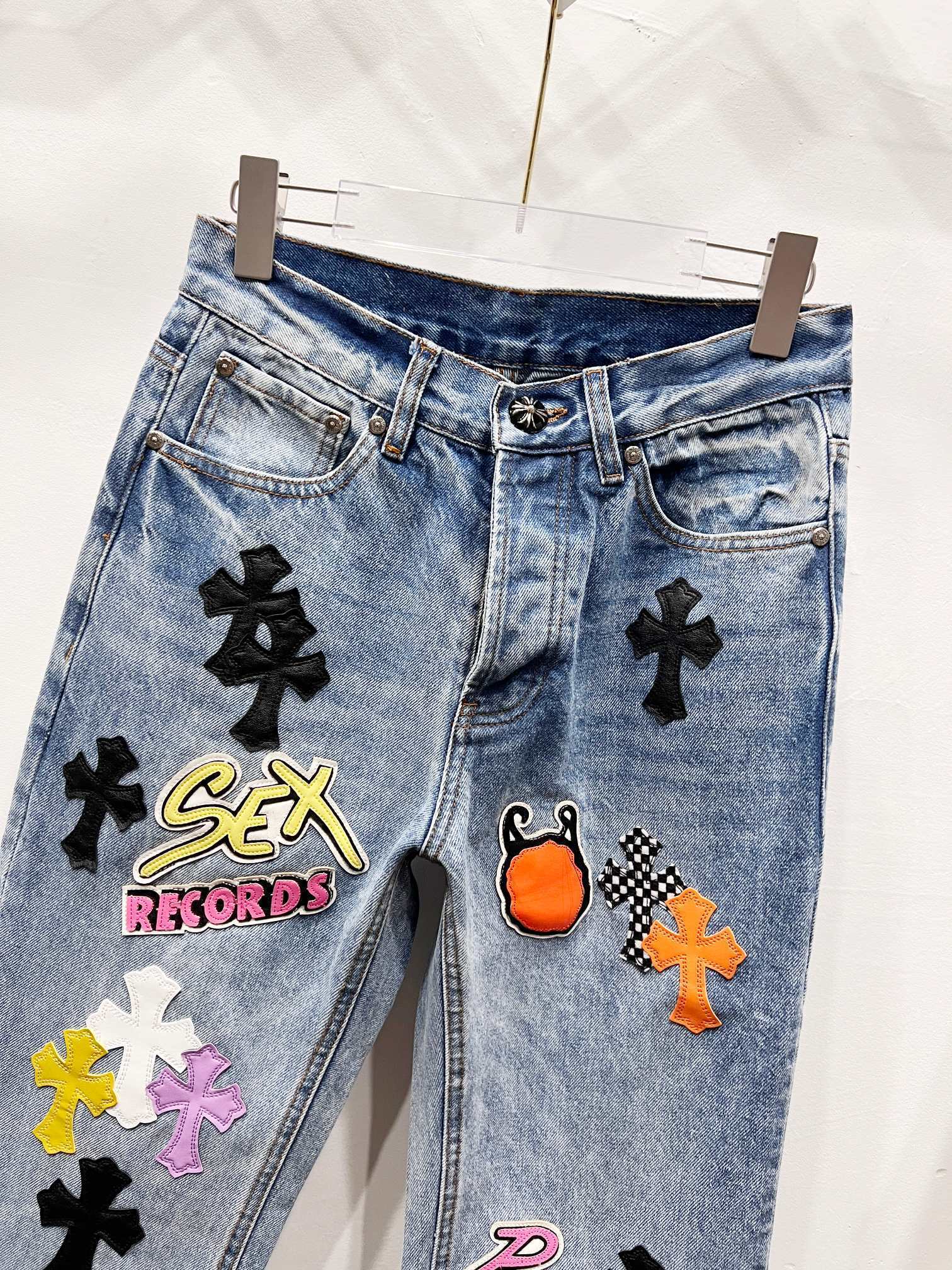 EXCLUSIVE SEX CROSS PATCH DENIM