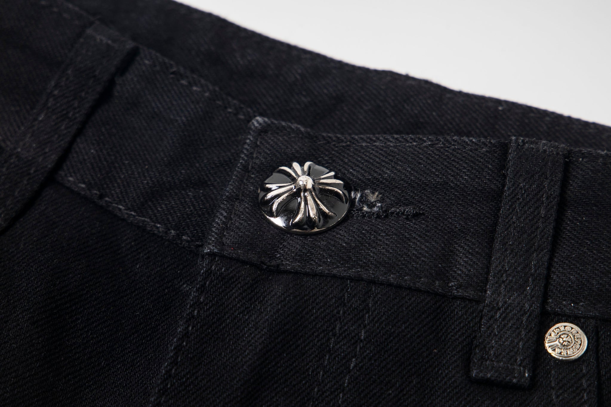 EXCLUSIVE ST. BARTH CITY CROSS PATCH DENIM